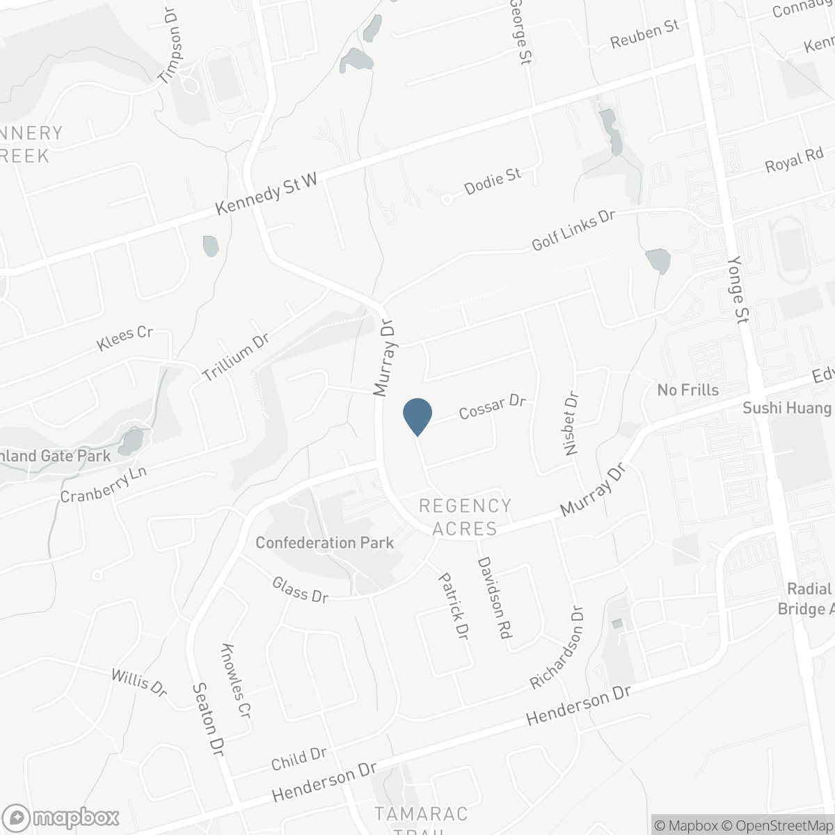 32 COSSAR AVENUE, Aurora, Ontario L4G 3N8